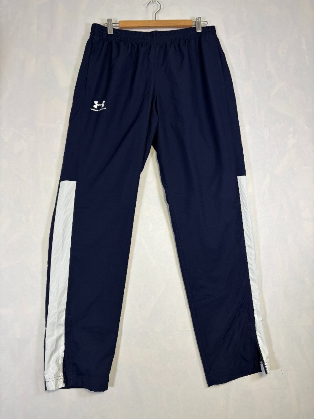 Under Armour Men’s Loose Navy Track Pants L Athletic Warm Up Zip Ankle